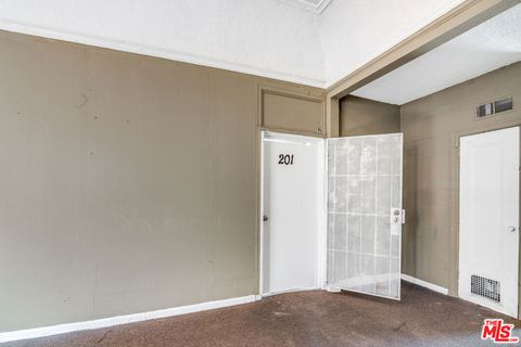 Photo of 256 W Florence Avenue #201, Los Angeles, CA 90003 (MLS # 26657123)