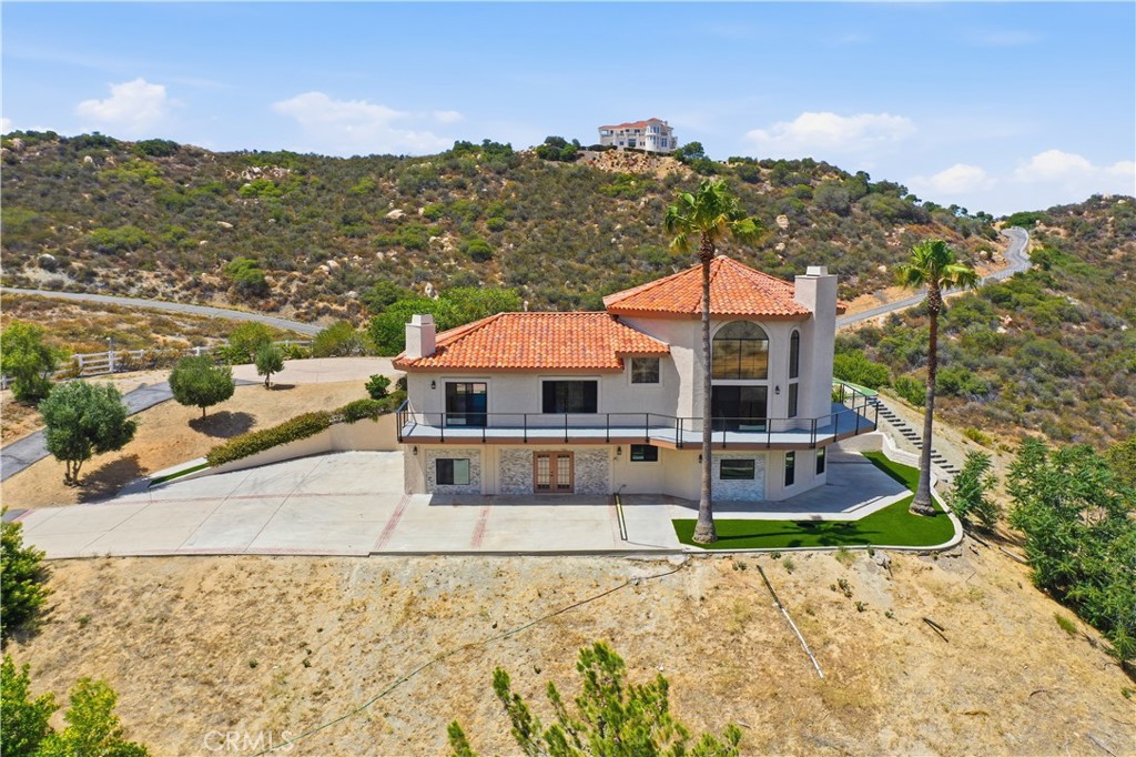 20655 Paseo Montana