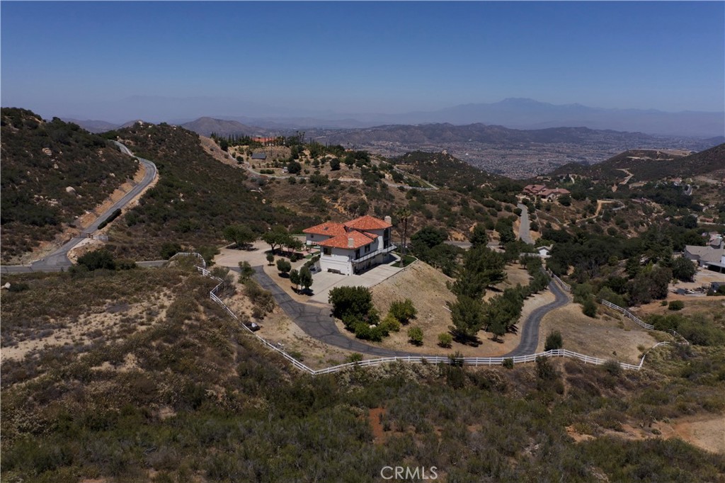 20655 Paseo Montana
