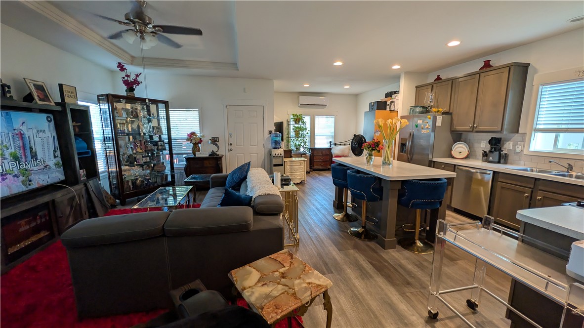 3825 Valley Boulevard