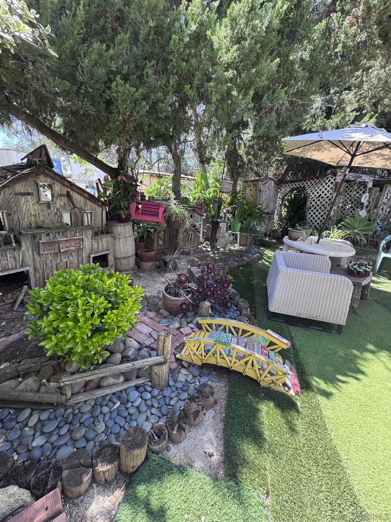 1311 Sunny Acres