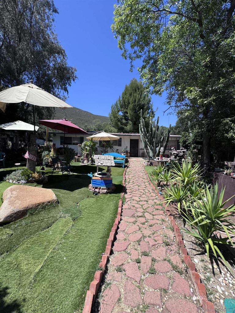 1311 Sunny Acres