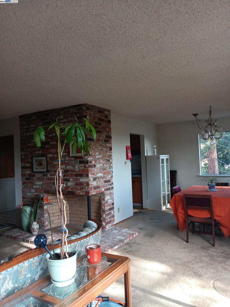 UPPER REDWOOD - Residential