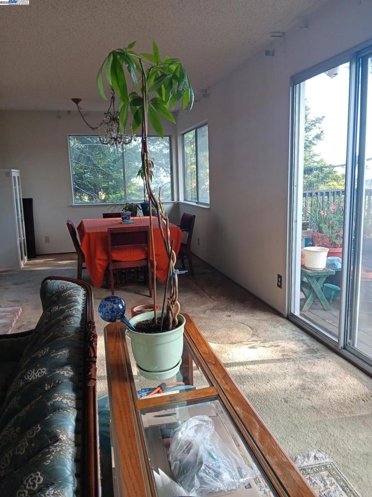 UPPER REDWOOD - Residential