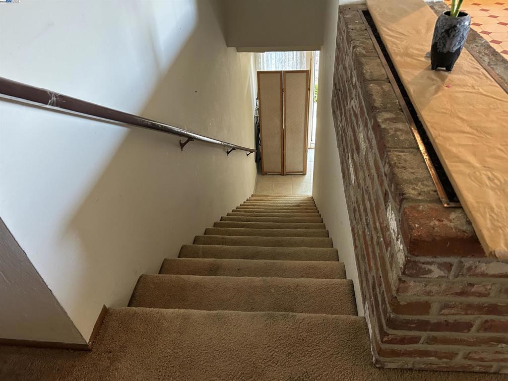 UPPER REDWOOD - Residential