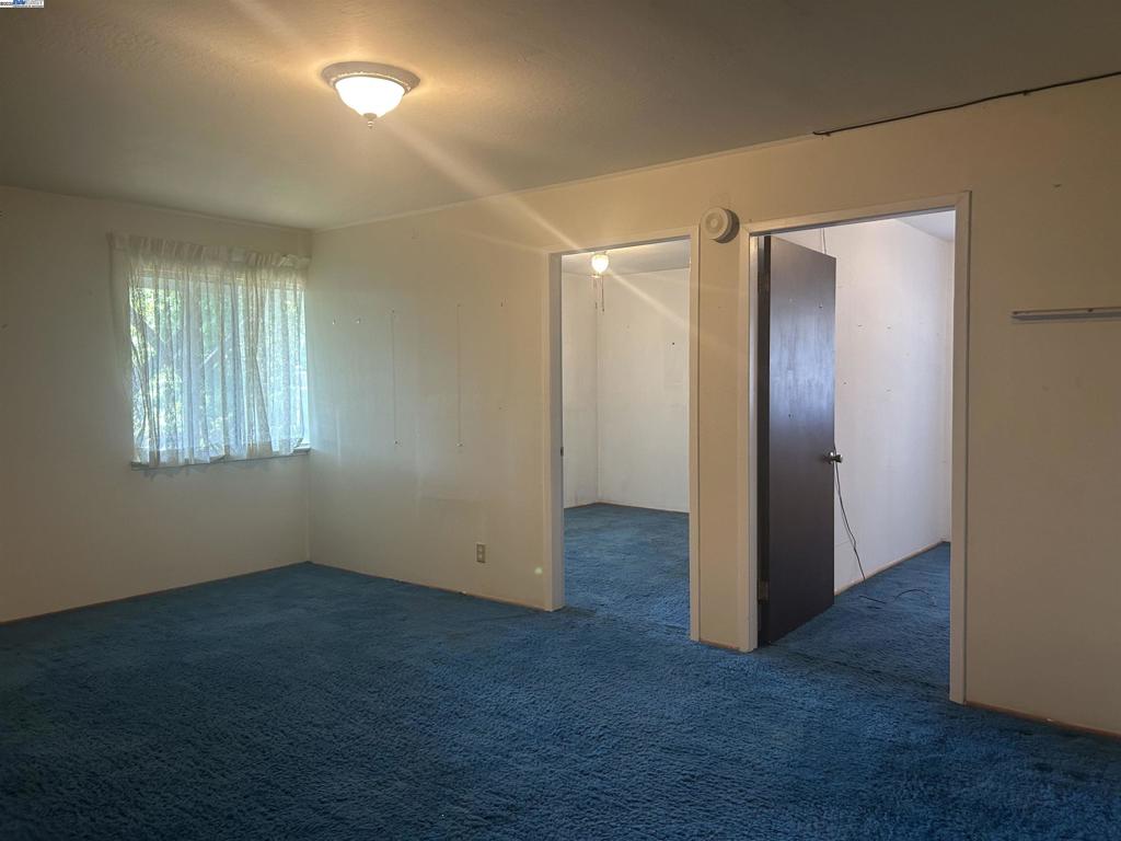 UPPER REDWOOD - Residential