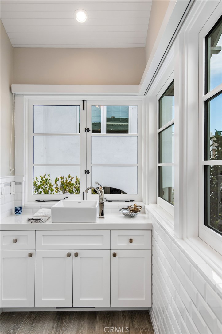 North Laguna (NL) - Residential