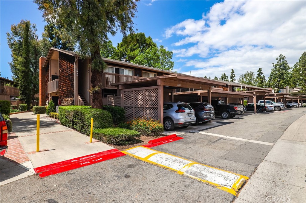 1094 Cabrillo Park