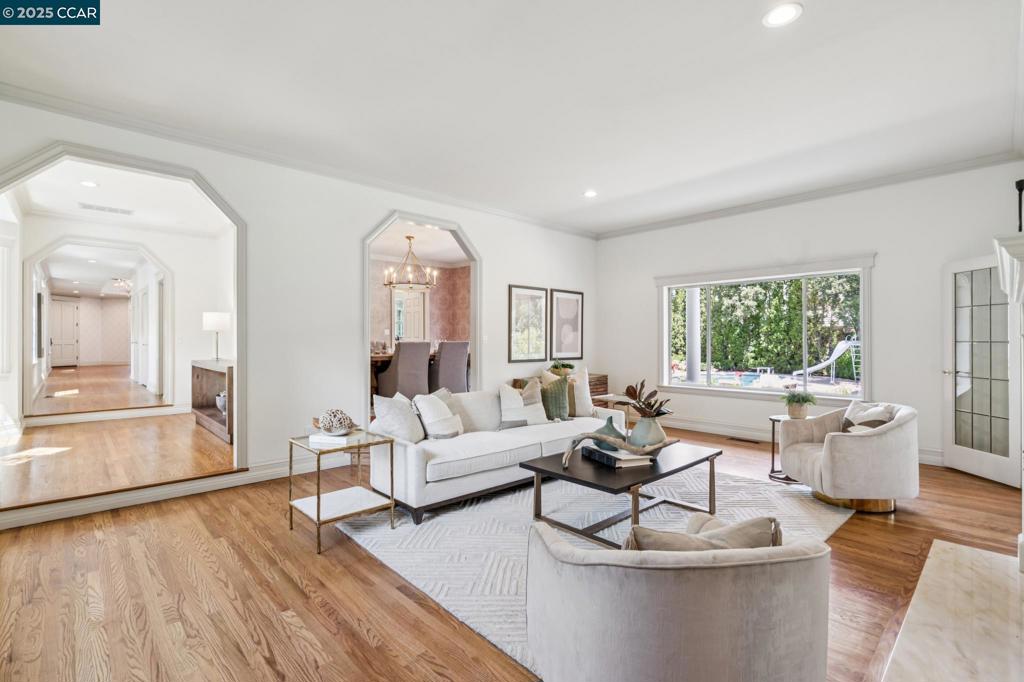 ALAMO WESTSIDE - Residential
