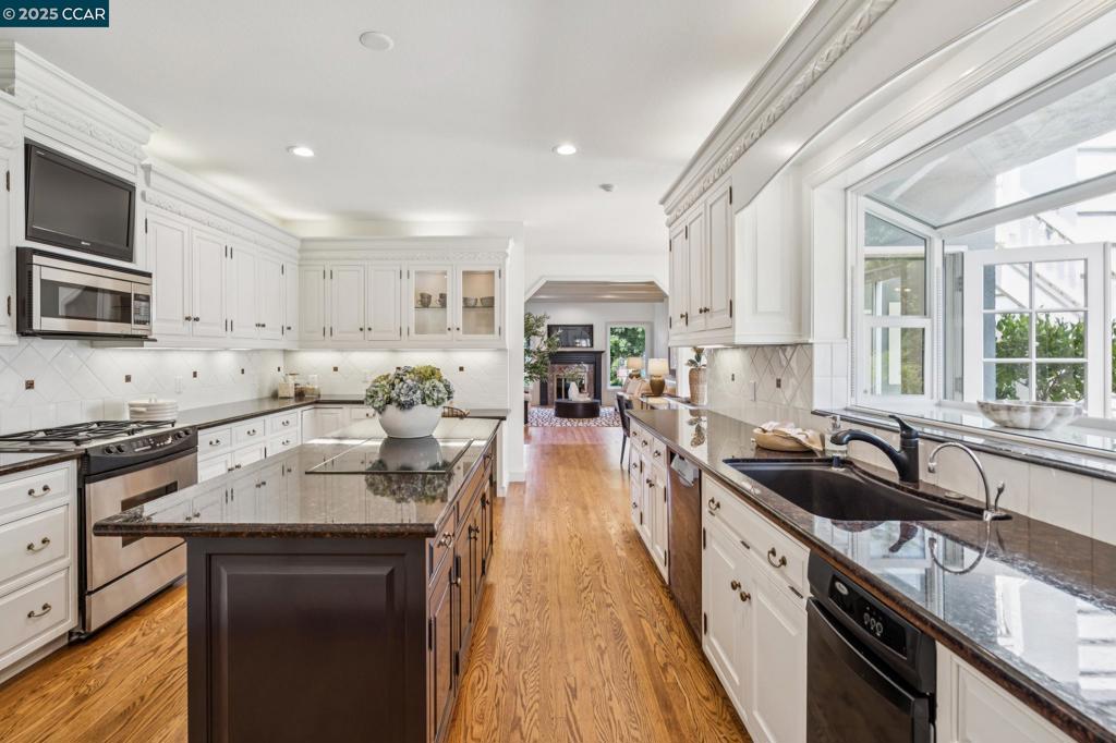 ALAMO WESTSIDE - Residential