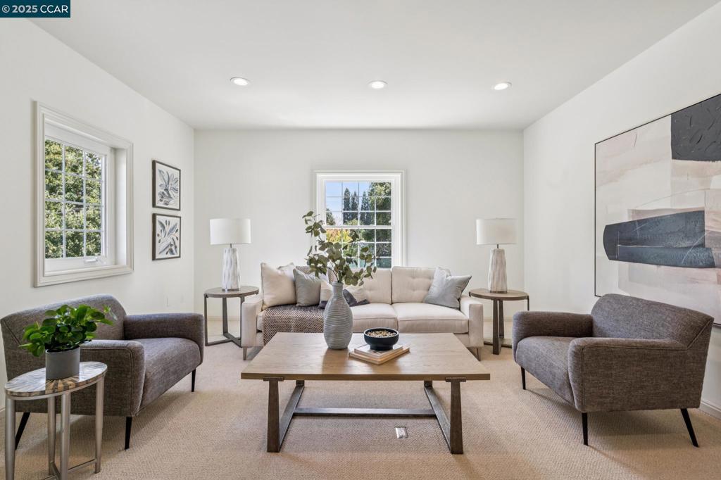 ALAMO WESTSIDE - Residential