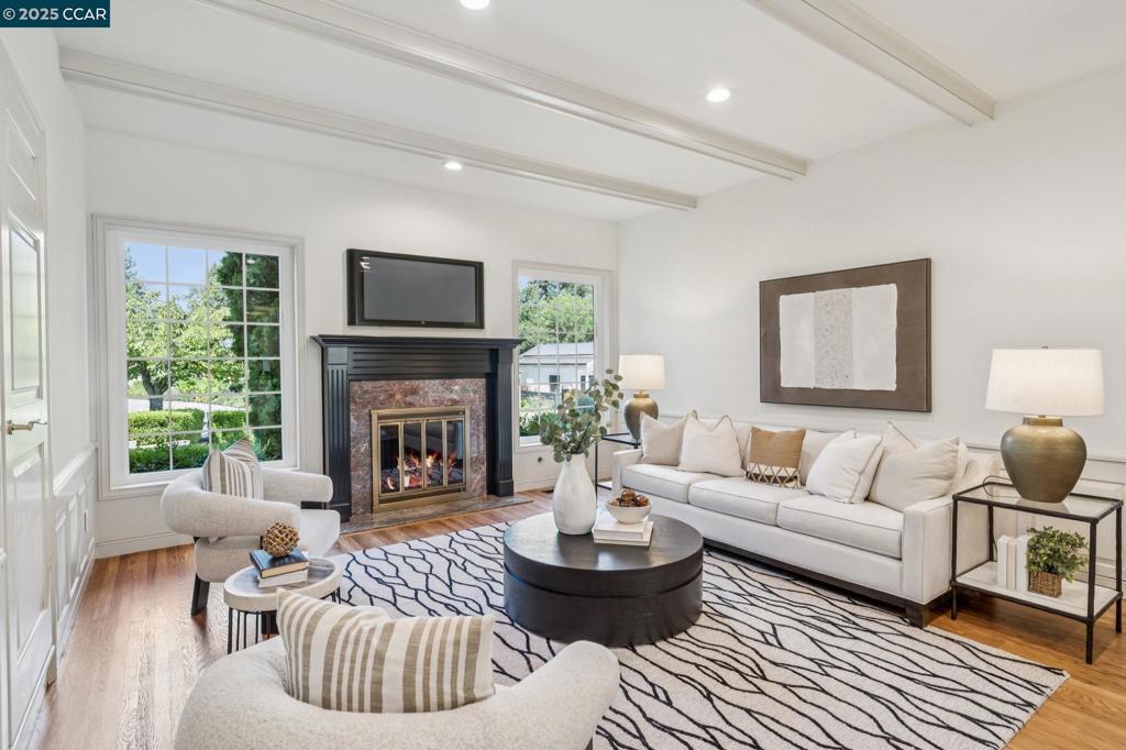 ALAMO WESTSIDE - Residential