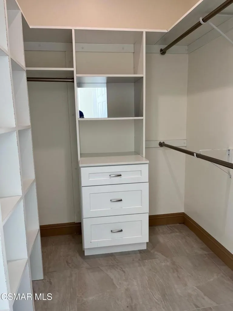 Camarillo, California 93010, United States, 2 Bedrooms Bedrooms, ,2 BathroomsBathrooms,Residential,Active,198121