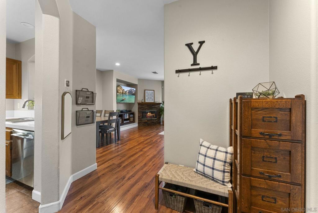 625 Sumner Way 4