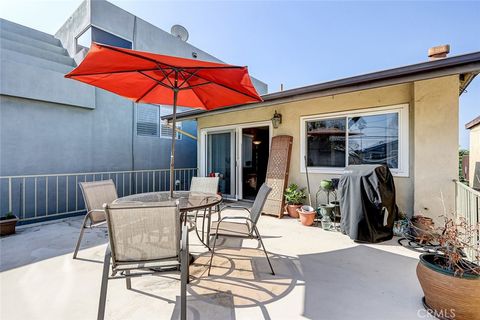 Tiny photo for 1623 Carver Street, Redondo Beach, CA 90278 (MLS # IN25245561)