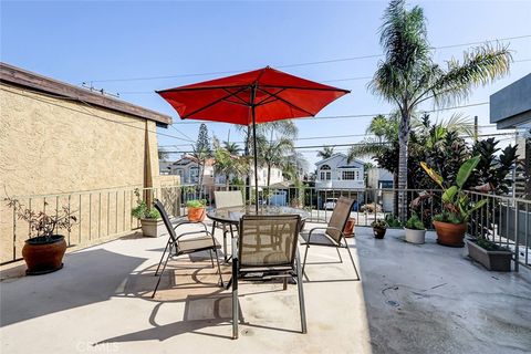 Tiny photo for 1623 Carver Street, Redondo Beach, CA 90278 (MLS # IN25245561)