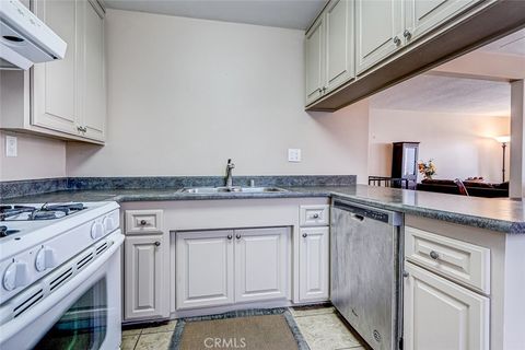 Tiny photo for 1623 Carver Street, Redondo Beach, CA 90278 (MLS # IN25245561)