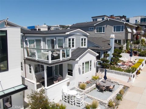 Photo of 117 19th Street, Manhattan Beach, CA 90266 (MLS # SB25225720)