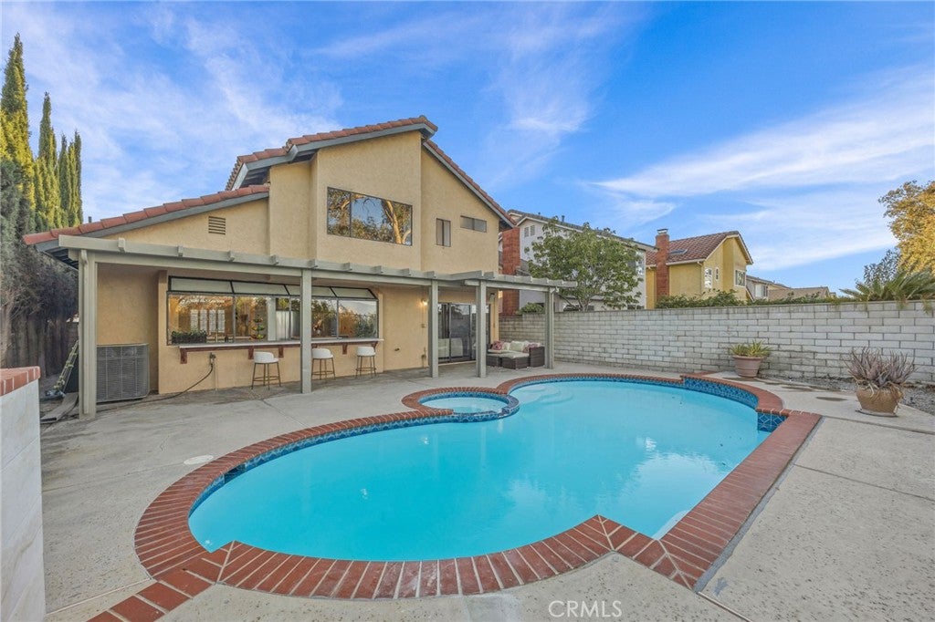3080 Oakcreek
