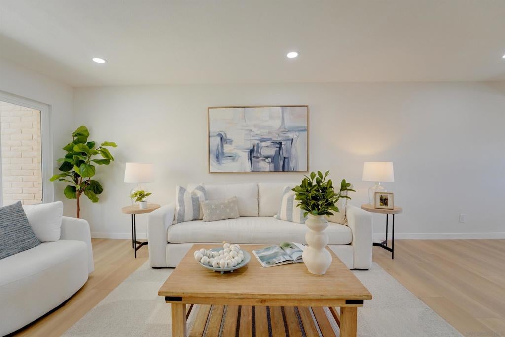 831 E 3rd Avenue #5 AVE, Escondido CA 92025