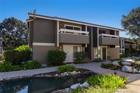 MLS: OC26194491