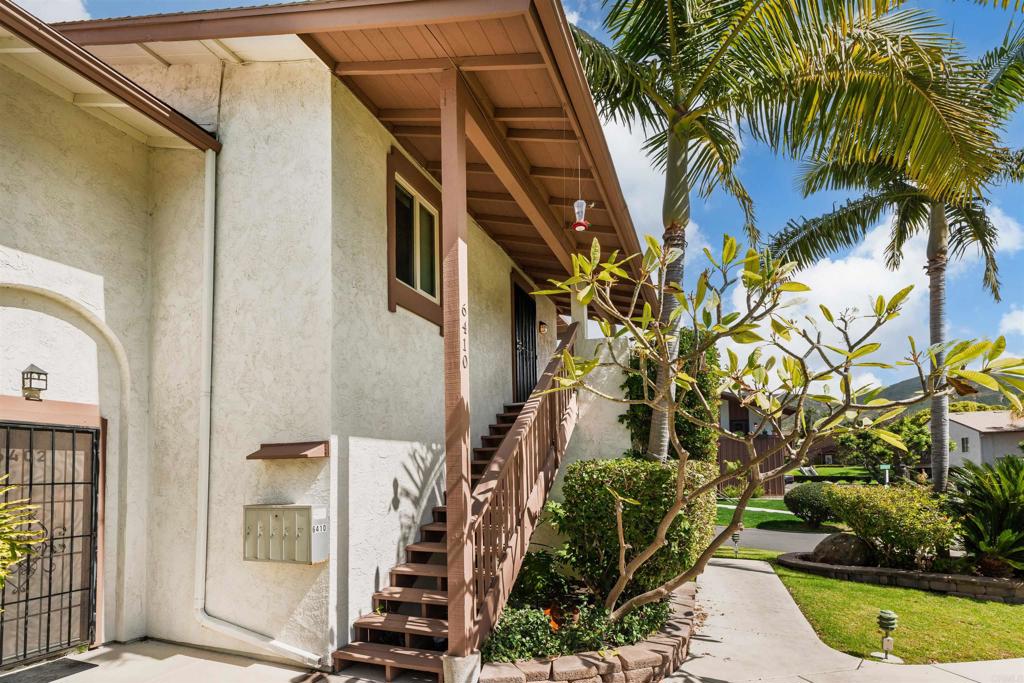 6410 Bell Bluff Avenue