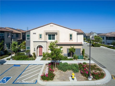 Photo of 3921 S Jolly Paseo, Ontario, CA 91761 (MLS # CV26119483)