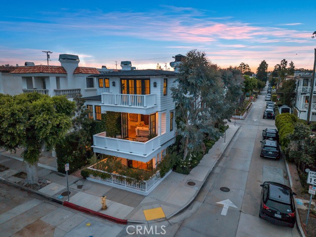 441 3rd Street
