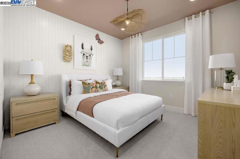 539 E Fiorino Street