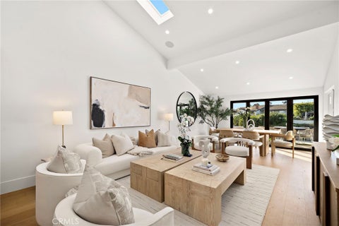 Tiny photo for 4 Skysail Dr, Newport Beach, CA 92625 (MLS # OC26223230)
