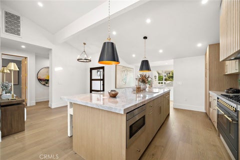 Tiny photo for 4 Skysail Dr, Newport Beach, CA 92625 (MLS # OC26223230)