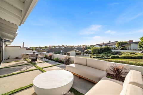 Tiny photo for 4 Skysail Dr, Newport Beach, CA 92625 (MLS # OC26223230)