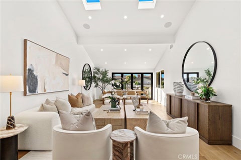Tiny photo for 4 Skysail Dr, Newport Beach, CA 92625 (MLS # OC26223230)