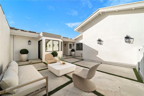 Tiny photo for 4 Skysail Dr, Newport Beach, CA 92625 (MLS # OC26223230)
