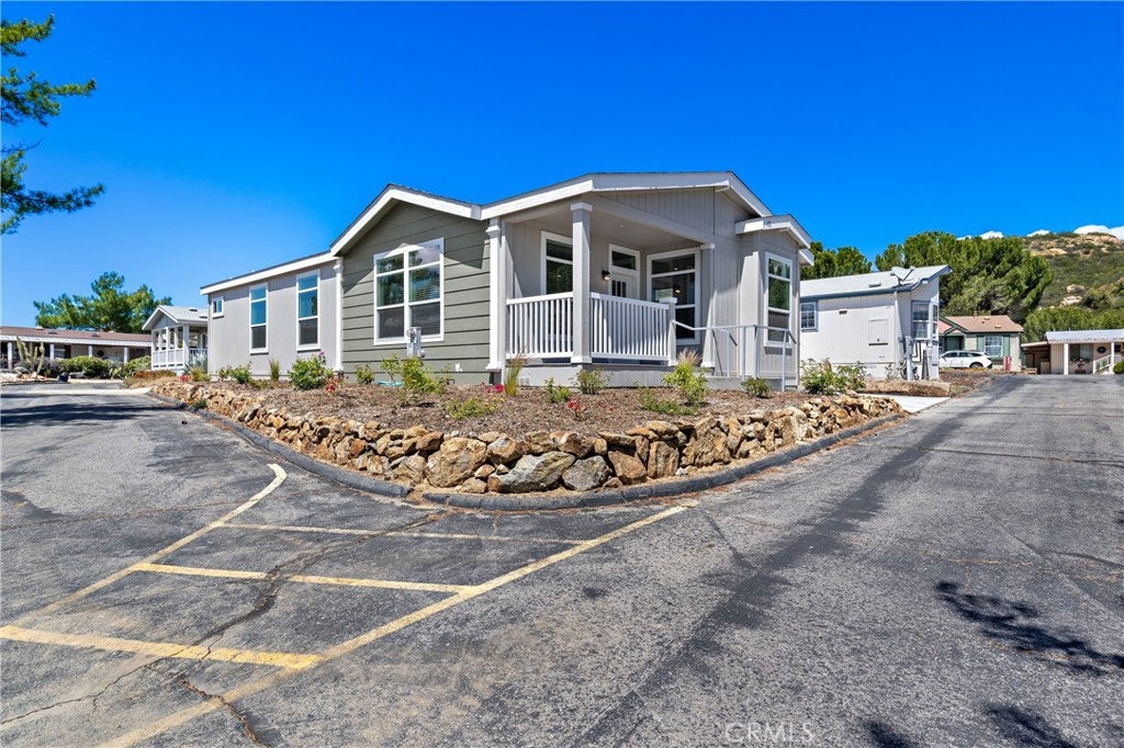 35109 Highway 79 102