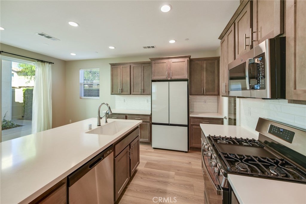 26149 Park Avenue 18