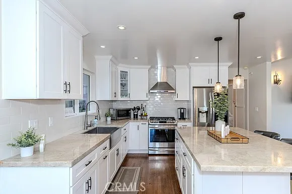 Santa Fe Springs, California 90670, United States, 3 Bedrooms Bedrooms, ,2 BathroomsBathrooms,Residential,Pending,180868