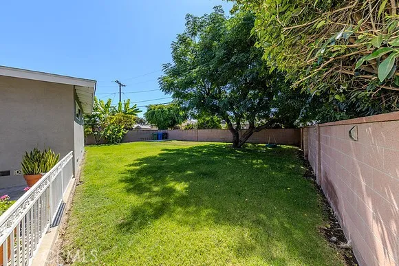 Santa Fe Springs, California 90670, United States, 3 Bedrooms Bedrooms, ,2 BathroomsBathrooms,Residential,Pending,180868