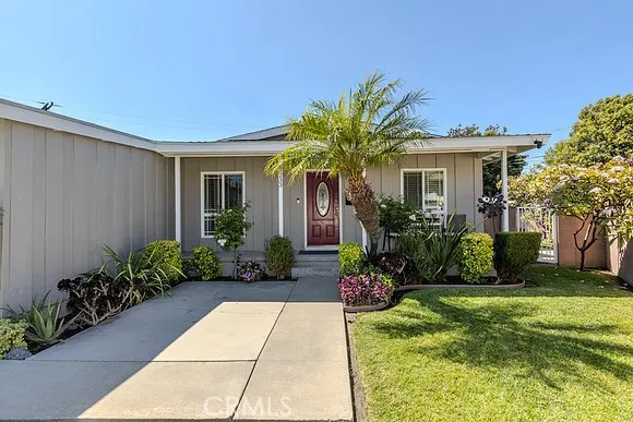 Santa Fe Springs, California 90670, United States, 3 Bedrooms Bedrooms, ,2 BathroomsBathrooms,Residential,Pending,180868