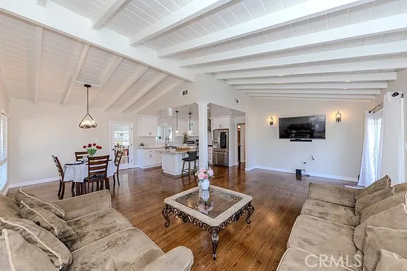 Santa Fe Springs, California 90670, United States, 3 Bedrooms Bedrooms, ,2 BathroomsBathrooms,Residential,Pending,180868