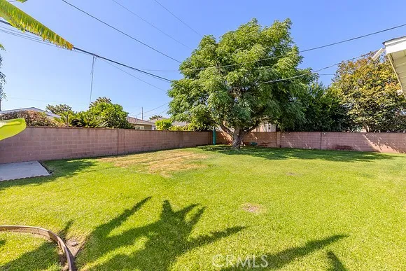 Santa Fe Springs, California 90670, United States, 3 Bedrooms Bedrooms, ,2 BathroomsBathrooms,Residential,Pending,180868