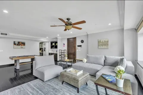 155 Cordova Street Unit 203, Pasadena, CA 91105 - MLS#: WS25125725