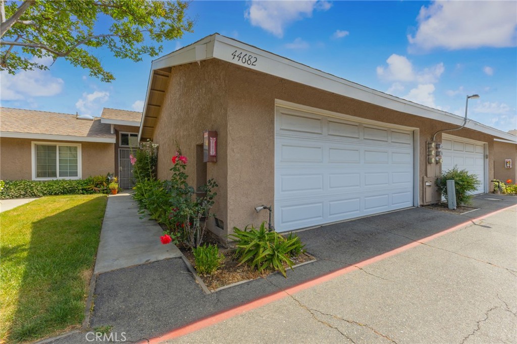 44682 La Paz Road