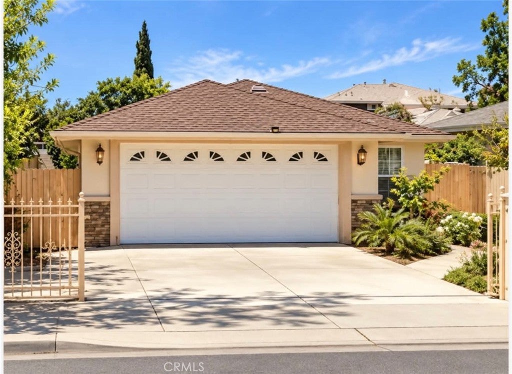 11761 S Rancho Santiago BLVD
