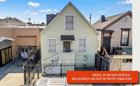 Photo of 811 811 W Grand Ave Ave, Oakland, CA 94607 (MLS # 41124485)