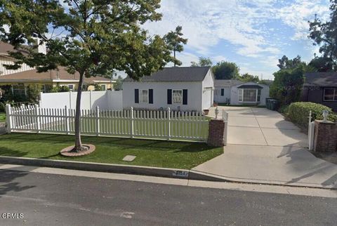Photo of 3154 Del Vina Street, Pasadena, CA (MLS # P1-27107)