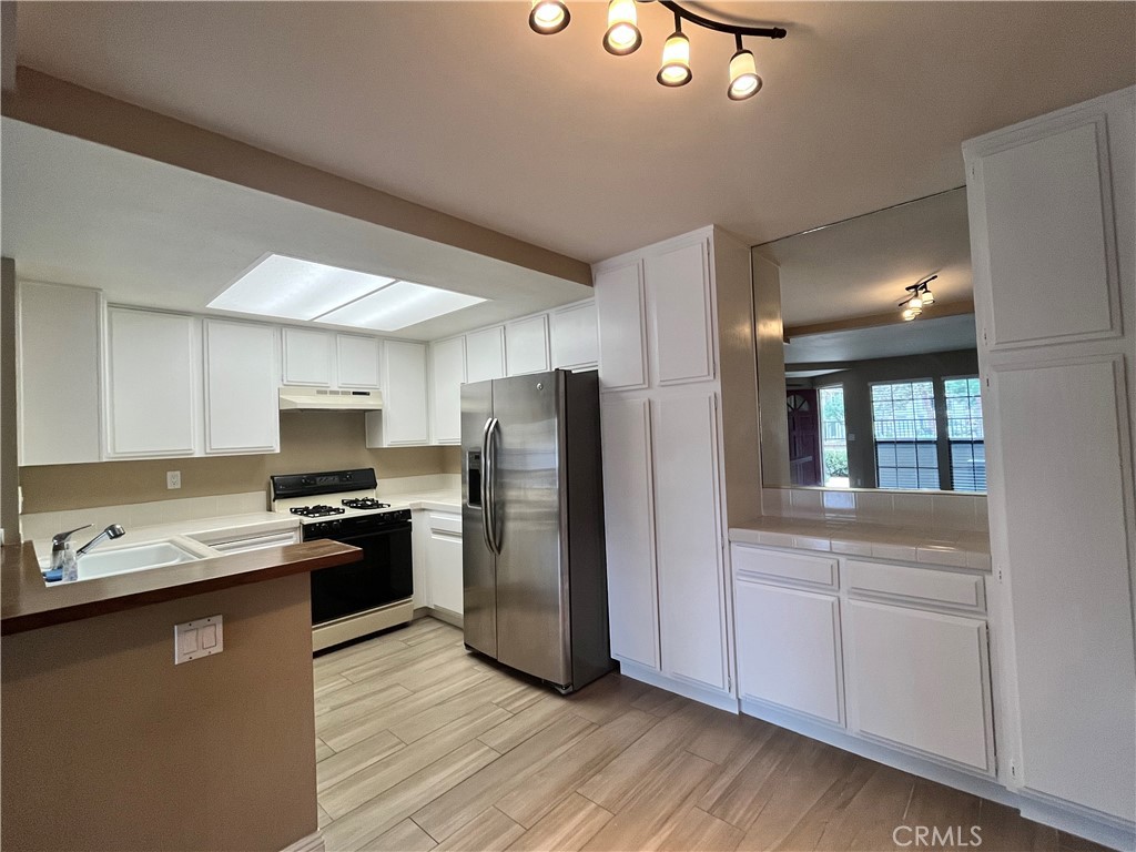 Village Niguel Terrace I (VT1) - Residential Lease