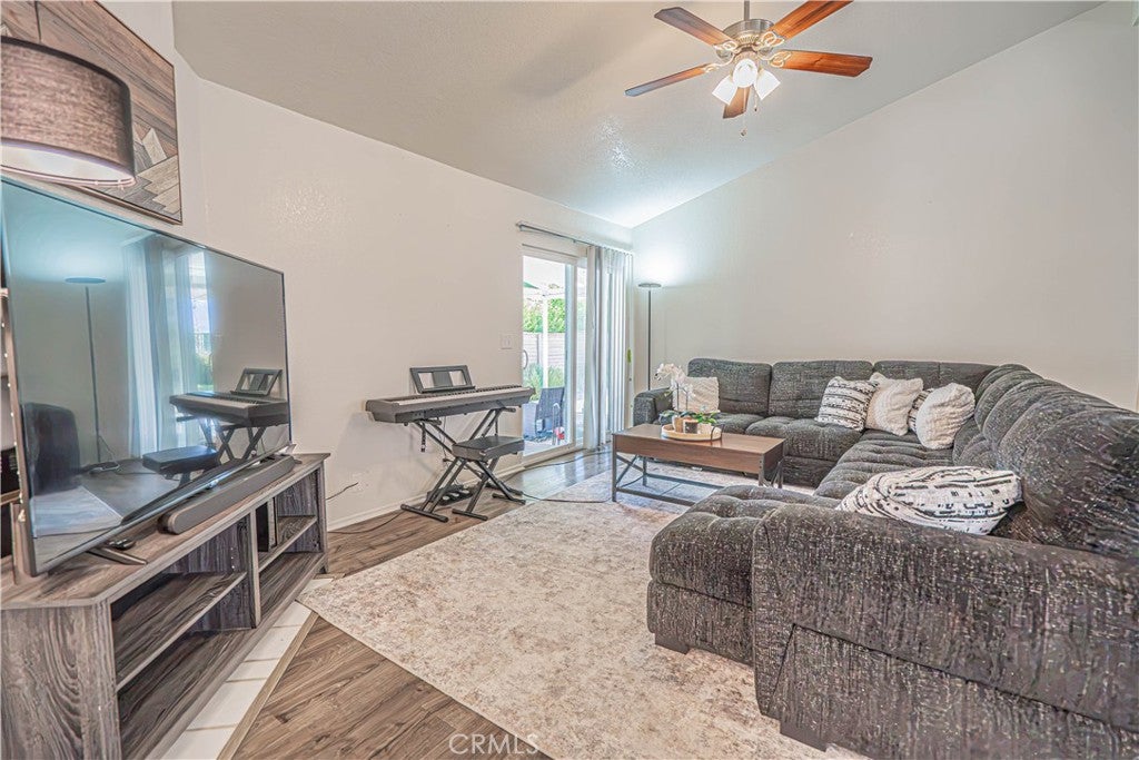 20160 Summit View Drive