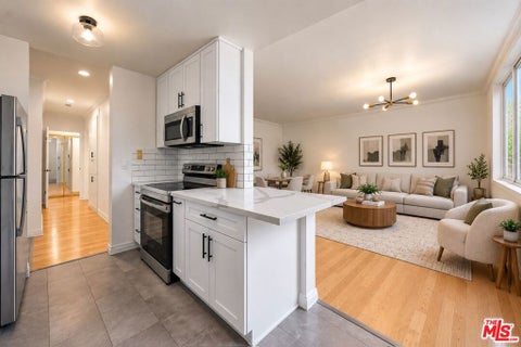 Photo of 1485 E Wilson Avenue #L, Glendale, CA 91206 (MLS # 26869967)