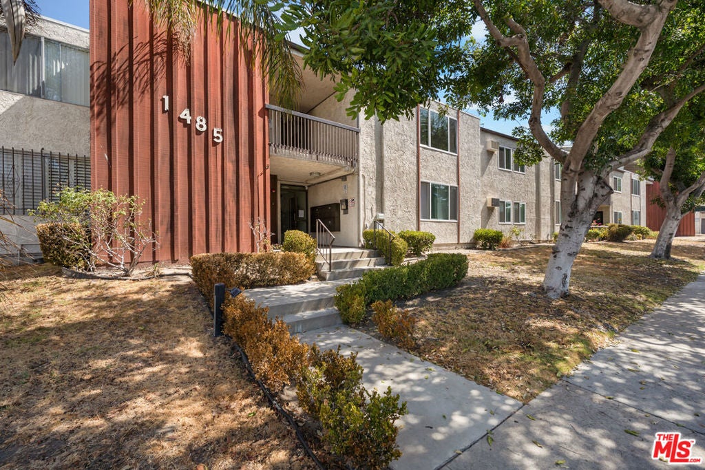 1485 E Wilson Avenue L, Glendale CA 91206